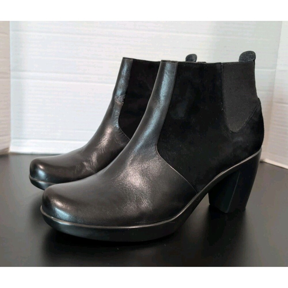 DANSKO ALMOST VINTAGE '08 TIFFANY BLACK LEATHER ANKLE BOOTS W SZ 38 US SZ 7 EUC